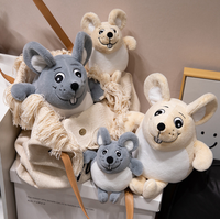 Jouet en peluche souris grise mignonne, personnage de dessin animé amusant, jouet en peluche souris en gros