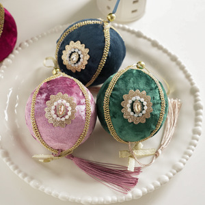 Christmas Tree Ball Ornaments Hanging Baubles Vintage Flocked <b>Glitter</b> Christmas Ornaments Ball with Tassel - Product Image 1