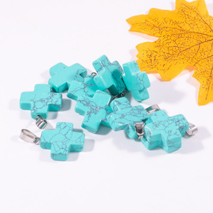 Chaude fouler produit pastèque quartz croix pendentif sculpture pour <span class=keywords><strong>copine</strong></span> - Product Image 4
