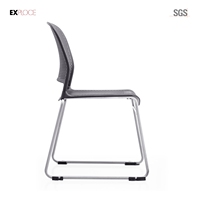 Chaise en plastique pour enfants, chaise empilable à quatre pieds, plastique noir