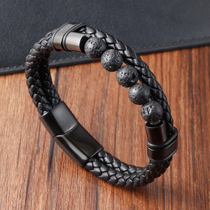 Bracelet en cuir tressé double couche pour homme avec perles en pierre de lave et fermoir magnétique en acier inoxydable PVD Gunblack - Product Image 4