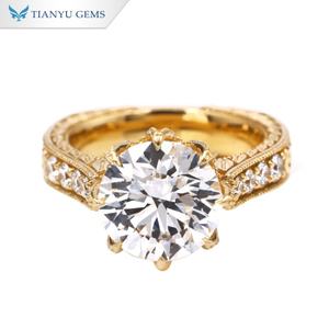 Tianyu Gems Custom Make Round Brilliant Cut Cvd Lab Diamond con Igi 4ct 18K Anillo de oro amarillo para mujer - Product Image 1