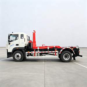 รถบรรทุกติดเครนยกขยะ 16 ตัน ยี่ห้อ Foton รุ่น Raywoo พร้อมถังเก็บขยะหลายใบ ระบบไฮดรอลิก แขนเกี่ยวแบบตะขอ รถบรรทุกขนขยะแบบปล่อยเร็ว - Product Image 4