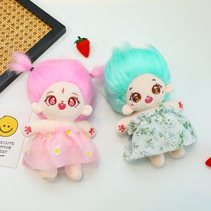 Ropa <span class=keywords><strong>Kawaii</strong></span> personalizada de 8 pulgadas, muñecos de peluche de algodón suave orgánico, juguete relleno de algodón PP hecho a mano para <span class=keywords><strong>niñas</strong></span> - Product Image 1