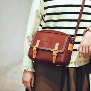 Sac messager unisexe en cuir tanné végétal fait main, fermeture éclair horizontale carrée, écologique, usage quotidien, marron noir - Product Image 2