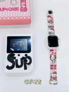 Set de Regalo 4 en 1 con Temática de Hello Kitty: Consola de Juegos + Reloj Inteligente + Auriculares Inalámbricos + Estuche para Auriculares - Product Image 2