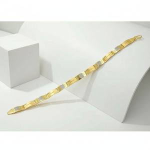 Elegante Brazalete de Oro de 22K para Hombre, Joyería Tradicional Moderna, Clásico Brazalete de Oro con Eslabones con Corte de Diamante, Acabado Premium - Product Image 2