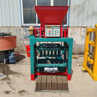 Machine automatique de fabrication de briques creuses en béton avec boîte de vitesses PLC et pression hydraulique, Henan Chine