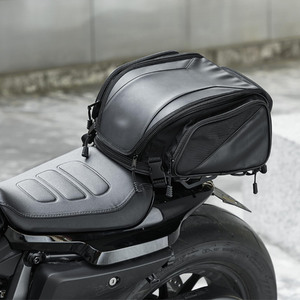 Échantillon gratuit Sac de voyage imperméable grande capacité 70L 110L avec sangles épaisses réglables pour la navigation de plaisance, la moto, le camping, le kayak - Product Image 2