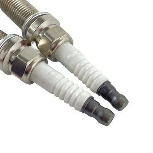 Venta al por mayor 90919-01275 90919-01273 SC16HR11 bujía de motor de coche para Toyota Corolla Prius Yaris Lexus - Product Image 4