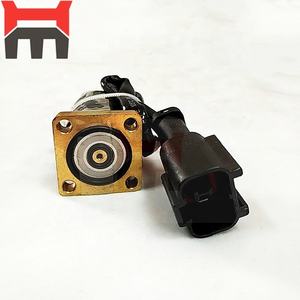 La válvula de solenoide assy 714-10-16951 <span class=keywords><strong>17A</strong></span>-<span class=keywords><strong>15</strong></span>-<span class=keywords><strong>17271</strong></span> para Komatsu WA120-3 WA150-3 WA180-3 WA250-3 WA320-3 WA380-3 WA420- 3 WA470-3 - Product Image 1