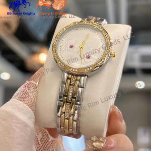 Reloj de Cuarzo para Mujer, Elegante y Casual, con Diamantes, Correa de Acero Dorado y Plateado, Reloj de Pulsera para Dama, Regalo - Product Image 5