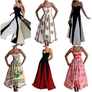 Robe mini moulante sans manches pour femme, style camisole, froncée, imprimée, à fines bretelles, pour soirée et club - Product Image 1