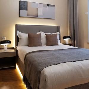 Economical Modern Hotel Bedroom Sets Plywood Base Platform <b>Bed</b> <b>Frame</b> with Tufted Headboard for Commercial Hospitality Furniture - Product Image 1