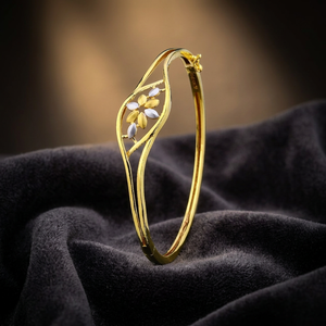 Stylish Floral Design Gold Tone <b>Beaded</b> <b>Bracelet</b> for Women Lightweight Daily Wear Trendy Engagement Gift 18K Designer Kada - Product Image 2