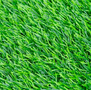 Césped Artificial en Rollo de 2.0m de Ancho, Material de Polietileno, Duradero, Fácil Instalación para Paisajismo y Uso en Exteriores - Product Image 4