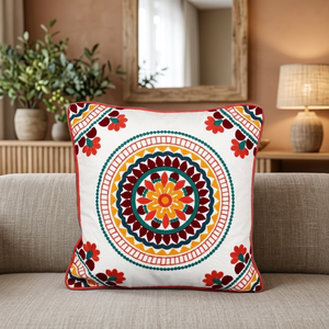 Taies d'oreiller et de coussin Suzani brodés à la main les plus populaires d'Inde pour la décoration d'hôpital d'hôtel à la maison en gros disponible - Product Image 4