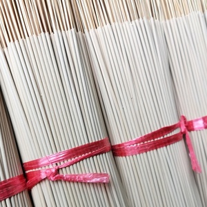 ธูปจัมโบ้แบบแท่ง ขนาด 11 นิ้ว ไม่ผ่านการปรุงแต่งกลิ่น - Product Image 3