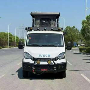 Autocaravana IVEKO 4x2 para Exteriores, 170hp Diésel, Volante a la Izquierda, Batería de 800Ah, Muebles, Aire Acondicionado, Cocina y Refrigerador, Sofá - Product Image 3