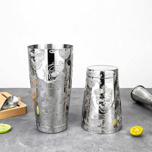 Coctelera Boston de Acero Inoxidable con Fondo Pesado y Diseño de Calavera Grabada, 850+550ml, para Mixología y Martini - Product Image 3