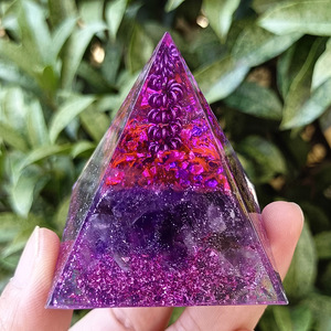 <b>Crystal</b> <b>Chip</b> Pyramid Resin Epoxy Craft Desktop Ornament Home Decoration Internal Engraving Collection Gift - Product Image 1