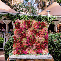 Panneau mural en tissu de roses 3D en soie rose de luxe en gros, déroulable, pour toile de fond de mariage et centres de table d'événements