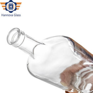 Biểu Tượng Tùy Chỉnh <span class=keywords><strong>750Ml</strong></span> Hiện Đại Hình Dạng Hình Elip Chai Cho Cao cấp Gin Whiskey <span class=keywords><strong>Tequila</strong></span> Rỗng Tinh Thần Thủy Tinh Rượu Chai Với Nút Chai - Product Image 3