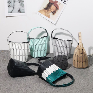 Nuevo bolso de mujer, bolsos <span class=keywords><strong>Bao</strong></span> con asa superior, bolso de mano de diseñador de lujo, bolso de hombro de alta calidad, bolso de mensajero de playa Y2k - Product Image 5