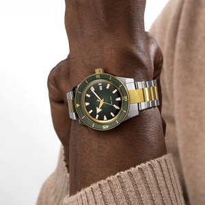 Montres mécaniques personnalisées ODM OEM, automatiques, de haute qualité, super lumineuses, étanches à 300 m, montres de plongée pour hommes, plaquées <span class=keywords><strong>or</strong></span> - Product Image 5