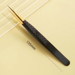 Pinzas para Extensión de Pestañas de Acero Inoxidable Negro con Punta de Fibra y Agarre de Diamante Curvo con Logotipo Personalizado al por Mayor - Product Image 4
