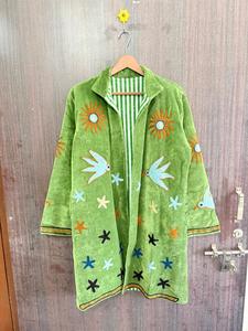 Veste en velours vert brodée avec un motif cœur et un texte d'amour, manches longues, col rabattu, style bohème printemps, mode féminine - Product Image 2