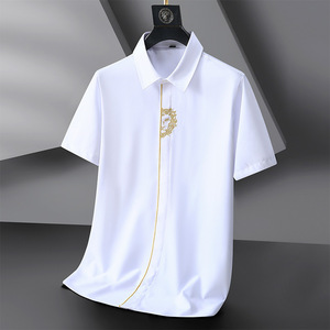 <span class=keywords><strong>Camisa</strong></span> bordada de manga corta de gran tamaño 2023, <span class=keywords><strong>camisa</strong></span> de manga corta holgada informal en blanco y negro para <span class=keywords><strong>hombre</strong></span> - Product Image 2