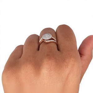 แหวนหมั้นเพชรแล็บโกรว์ทรงคลัสเตอร์สไตล์วินเทจ 0.40 กะรัต จาก Lurba Jewels ตัวเรือนทองคำชมพู 14K แท้ พร้อมใบรับรอง IGI รุ่นพิเศษ - Product Image 2