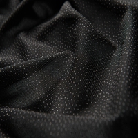 Adhésifs respirants en tricot de chaîne interlignant pour les vêtements d'été et les vêtements légers