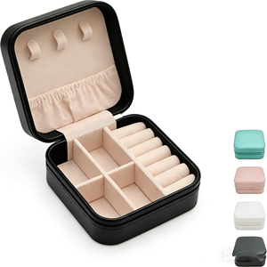 Organisateur de bijoux en cuir PU miniature personnalisable, boîte de rangement portable pour boucles d'oreilles pour femmes - Product Image 1