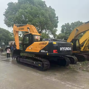 Máquina de rendimiento estable Excavadora Hyundai 300LC-9s usada Máquina pesada de 30 toneladas con motor de componentes básicos a la venta - Product Image 3