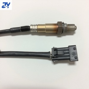 Equipment manufacturer High-quality oxygen sensor Rear original Suitable for Ferrari 458 Italian Spider OE180915 High - Product Image 3