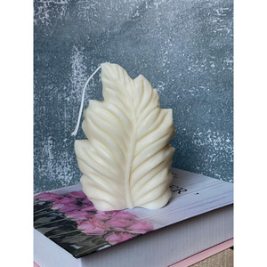 เทียนขนนกมินิมอล งานฝีมือจากขี้ผึ้งถั่วเหลือง สง่างาม - Product Image 3