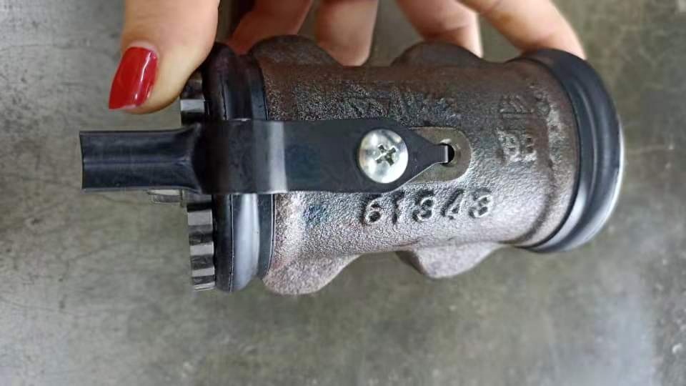 Brake Wheel Cylinder for Isuzu FSR - Reliable Performance