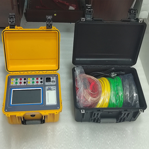 Probador de Relación de Transformación de Transformadores Trifásicos (TTR) con Funciones de Prueba de Relación de Transformación (PT/CT) y Polaridad, con Rango de Resolución de 0.9-10000 - Product Image 1