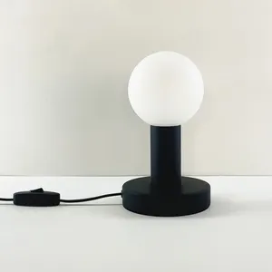 Lampada Base in plastica lampade da tavolo classiche da comodino di fascia alta con decorazione bianca calda per ufficio