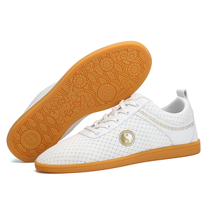 Chaussures d'entraînement respirantes personnalisées unisexes pour arts martiaux, kung-fu, tai-chi, semelle souple, dessus en PU, semelle en caoutchouc, printemps, toutes saisons - Product Image 1