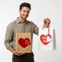 Sacs en papier de luxe pour fêtes de mariage, vente en gros, sacs cadeaux en papier kraft recyclables, imprimés cœur, sacs écologiques pour la Saint-Valentin
