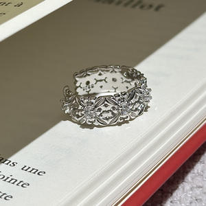 S925 Pure Silver Carved <b>Ring</b> Vintage Niche Design Simple and Fashionable Retro Micro Inlaid <b>Open</b> Mouth <b>Ring</b> Gold Plated - Product Image 1