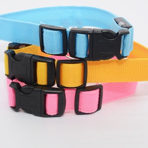 Collar Electrónico Duradero para Perros, con Luz Intermitente Antipérdida para Caminatas Nocturnas, Liberación Rápida, Recargable por USB, de Nailon Sólido y Suave - Product Image 5