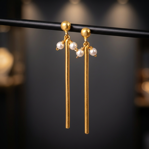 Pendientes Largos de Latón Chapado en Oro de 18K con Perlas de Agua Dulce, Diseño Geométrico en Barra, Hechos a Mano, Personalizables, Certificados, Regalo para Fiestas - Product Image 3