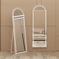 Miroir sur pied LED pleine longueur avec cadre en alliage d'aluminium arqué, éclairage intelligent à commande tactile, pour chambre à coucher