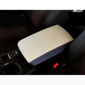 แผ่นหนังหุ้มที่เท้าแขนตรงกลางของรถยนต์สำหรับ Kia SONET 2023 2025 2024 2026อุปกรณ์เสริมสำหรับดัดแปลงรถยนต์ Para - Product Image 1