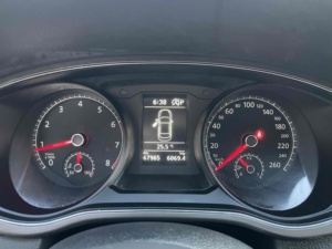 Volkswagen <span class=keywords><strong>Passat</strong></span> <span class=keywords><strong>2017</strong></span> 330TSI DSG Honor Version Usata, Berlina a Benzina di Medie Dimensioni Economica per Esportazione Globale e Concessionari - Auto di Seconda Mano - Product Image 5