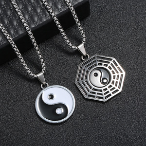 Collana con Ciondolo Yin Yang in Acciaio Inossidabile Smaltato Nero Stile Retrò, Gioielli Tai Chi Gossip in Stile Cinese per Uomo e Donna - Product Image 1